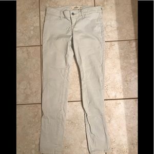 Hollister cream colored skinny jeans